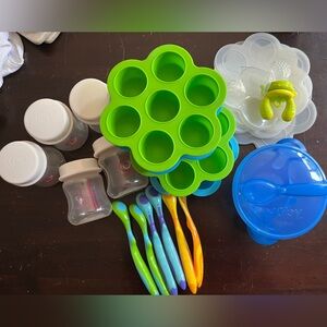 Nuby Blue and Green Baby Feeding Set